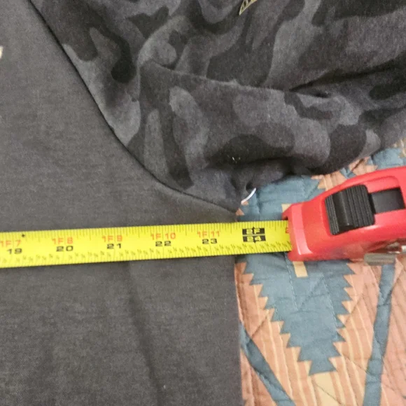 Colosseum Charcoal Oregon State Beavers Camouflage Hoodie - Picture 6 of 7